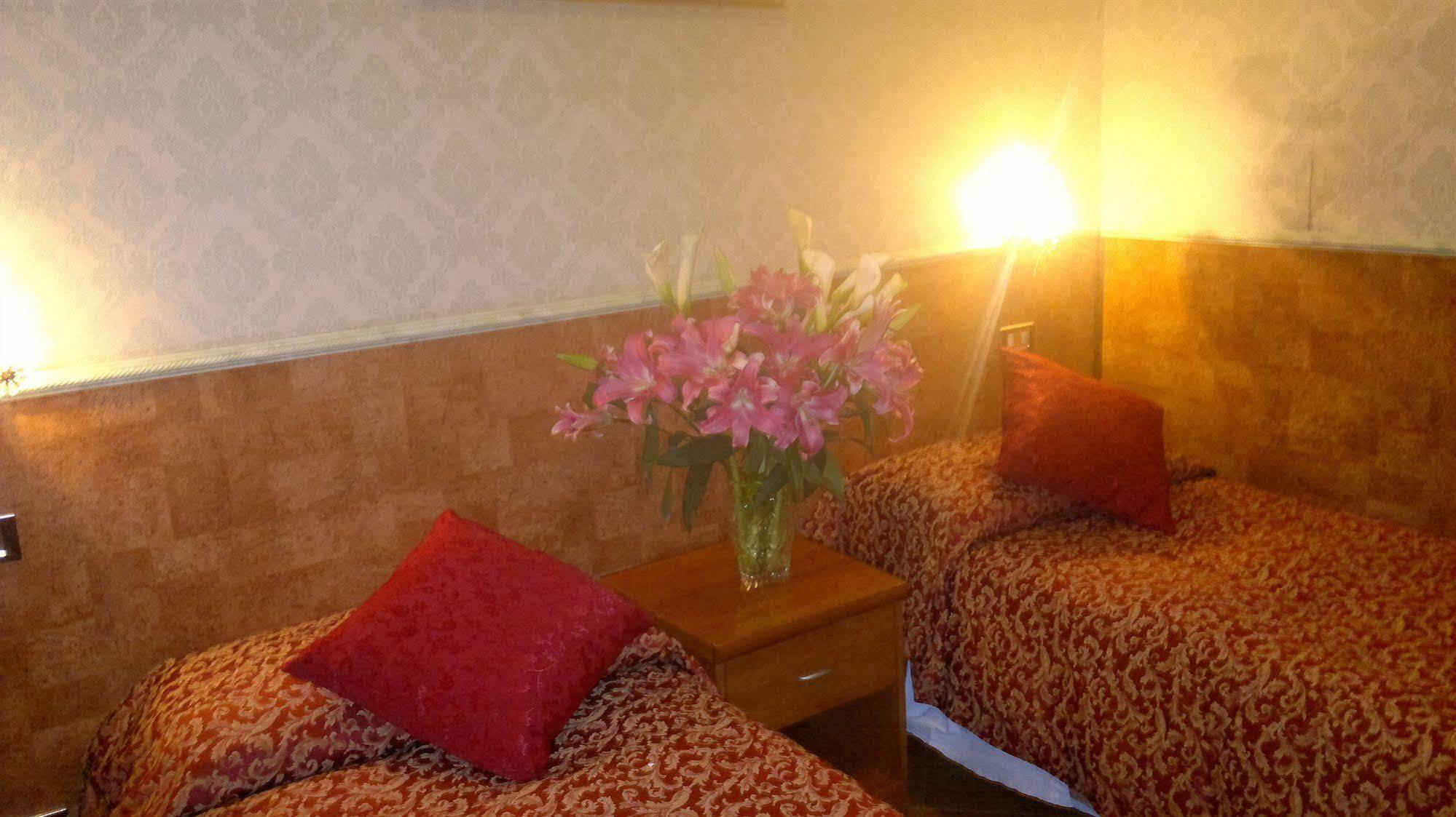 Ventura 3* Roma